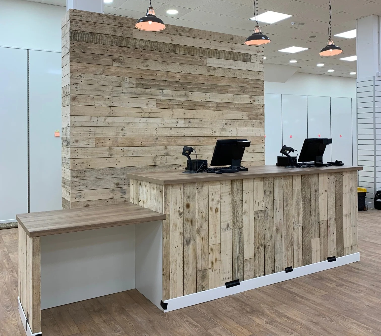 The UK's #1 Online Rustic Reclaimed Wood Wall Cladding Shop – Rustic ...