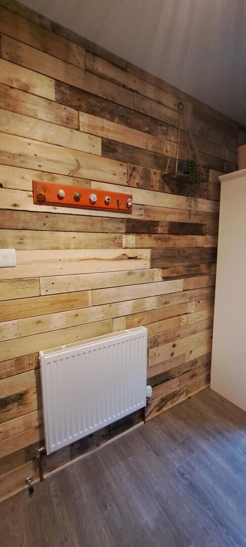 Load image into Gallery viewer, Natural Mixed Tone Rustic Cladding - 1 Square Meter Pack
