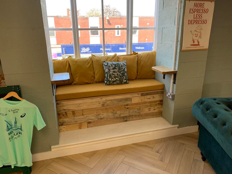 Load image into Gallery viewer, Natural Mixed Tone Rustic Cladding - 5 Square Meter Pack

