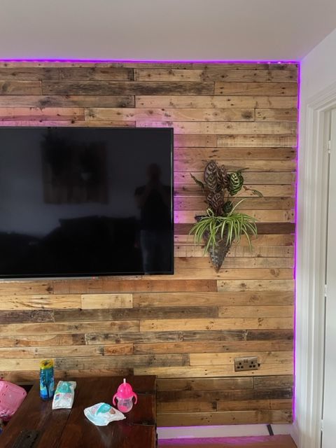 The UK's #1 Online Rustic Reclaimed Wood Wall Cladding Shop – Rustic ...