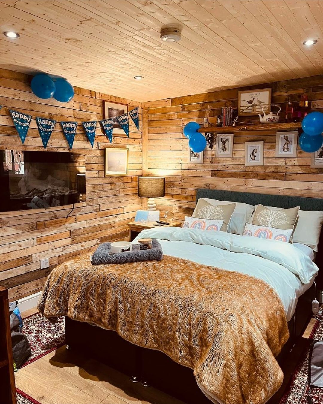 Natural Mixed Tone Rustic Cladding - 5 Square Meter Pack