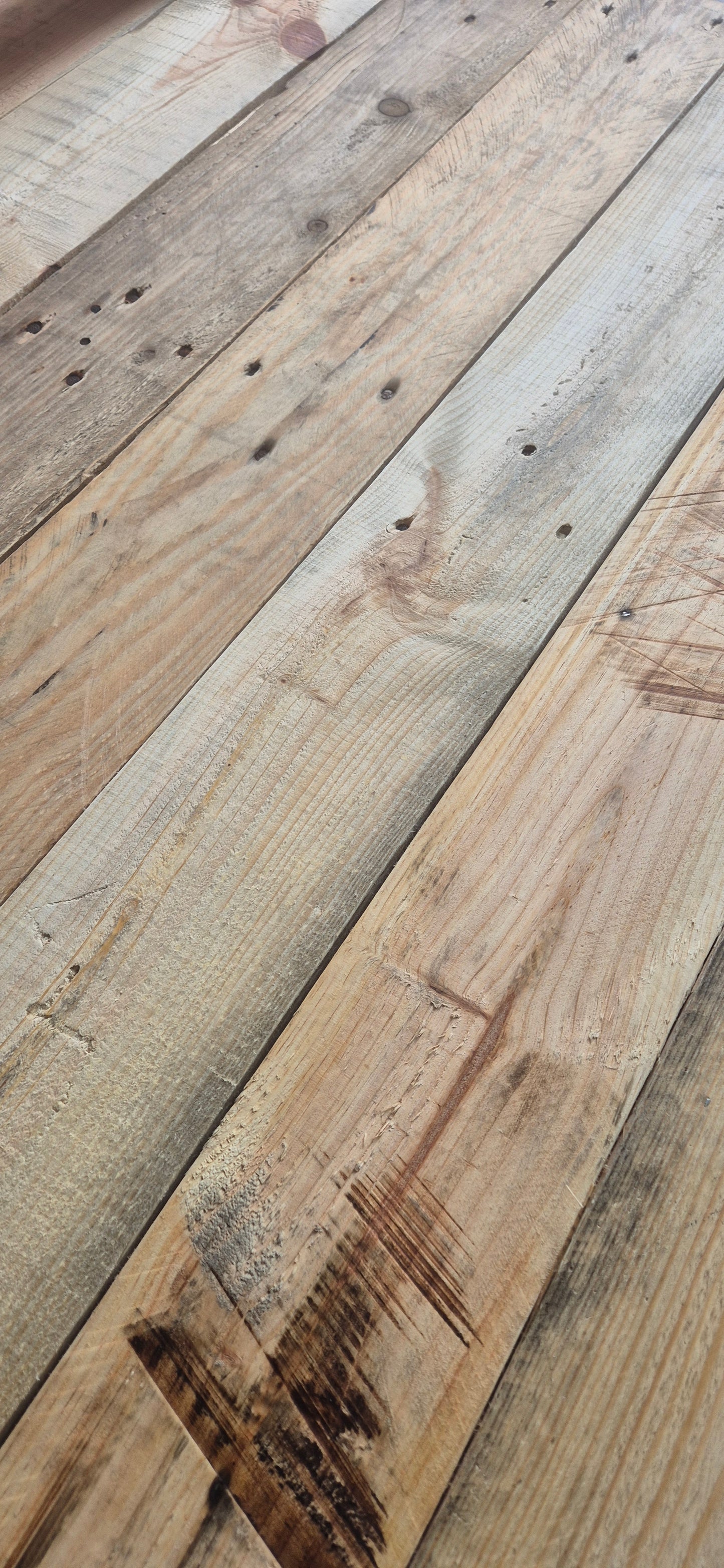 Rustic Reclaimed Wood Flooring All 140mm Wide - 1000mm Lengths - 1 Square Meter Pack