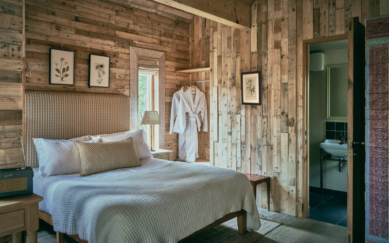 Load image into Gallery viewer, Weathered Rustic Cladding - 100 Square Meter Pack - BULK BUY

